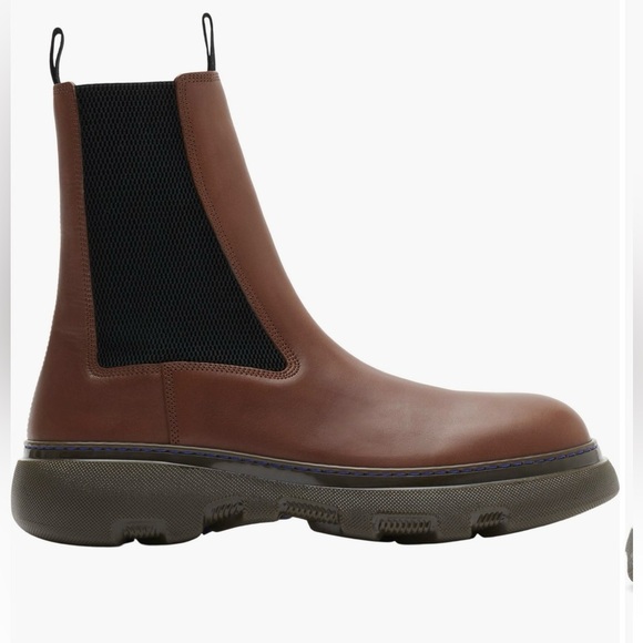 Burberry Other - 💰⬇️ BURBERRY
Chelsea Boot in Walnut-hued leather
Mens EU 44
